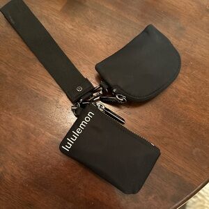 lululemon athletica Black Key & Card Holder Set